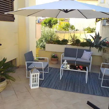 Holiday home Exclusive Use Swimming Pool Available From June To September