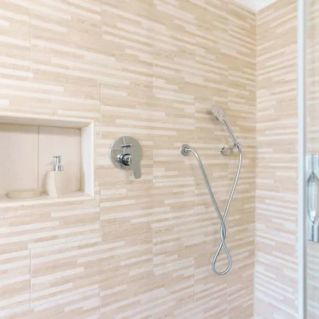 Exclusive Use Swimming Pool Available From June To September * Cagliari