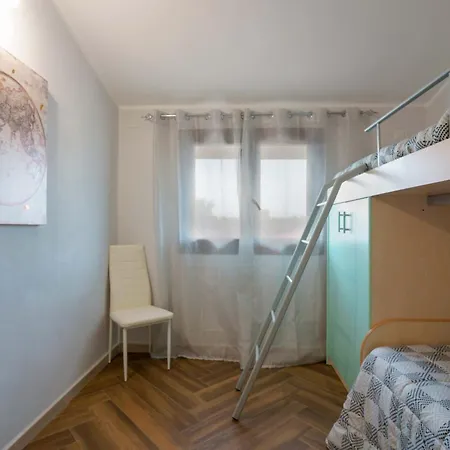 Suite Mimi Cagliari Swimming Pool Available From June To September