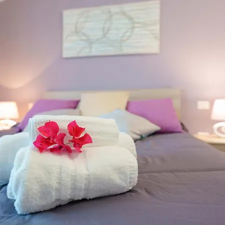 Exclusive Use Swimming Pool Available From 1may To 30 October